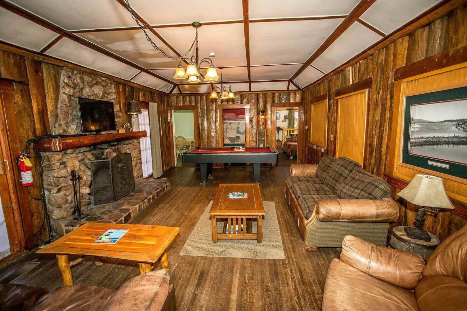 Shore Acres Lodge