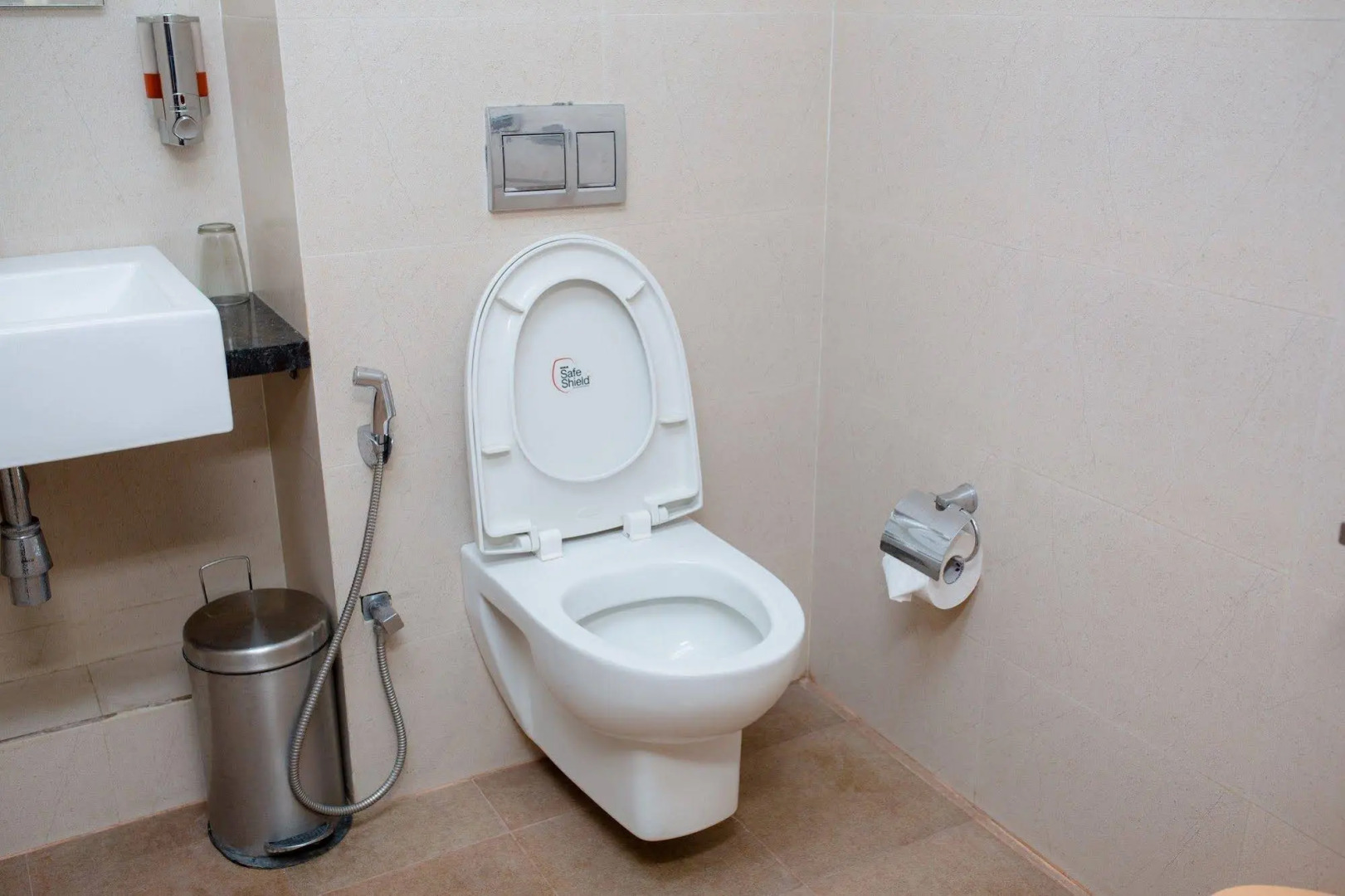 Hotel Kinnera Comforts