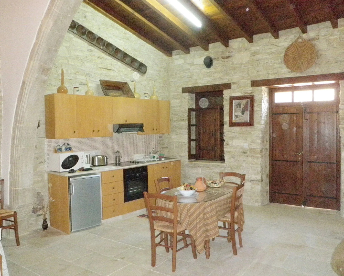 Romios Holiday Apartments