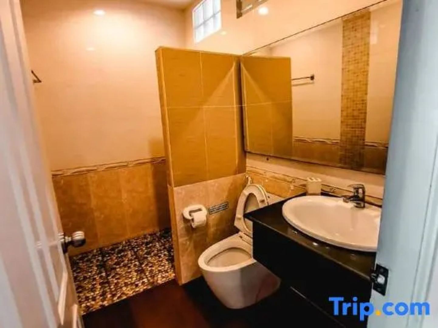 Walking Street Hostel by New Wave - Adults Only