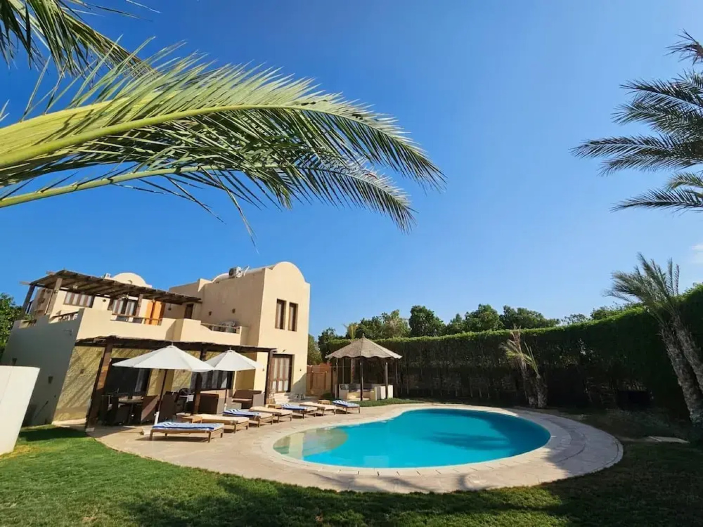 Extremely Private Villa With Optional Pool Heating