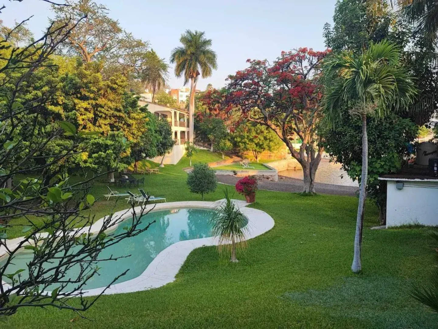 Room in House - Dream House on Lake Tequesquitengo