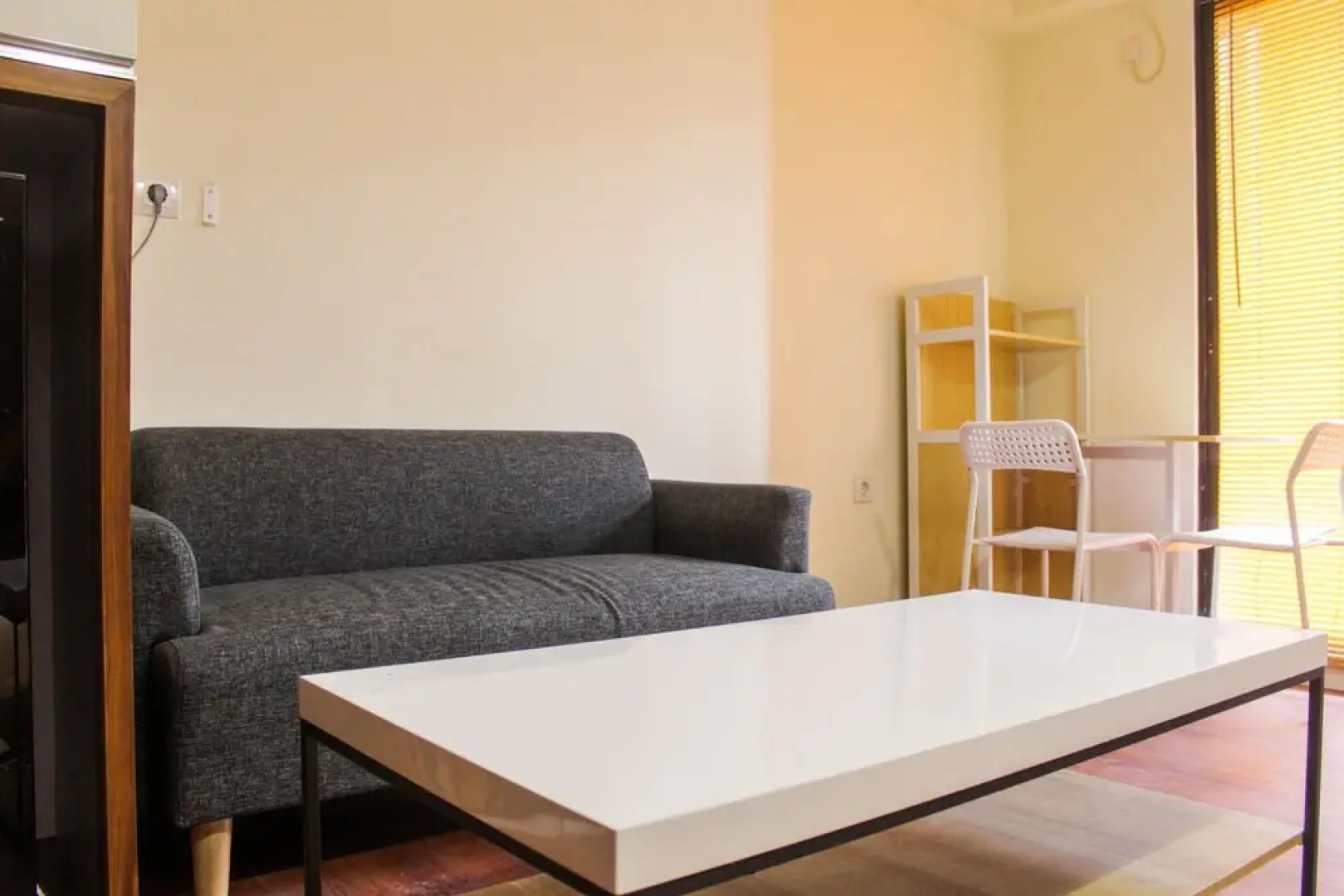 Modern Comfy 3BR Meikarta Apartment