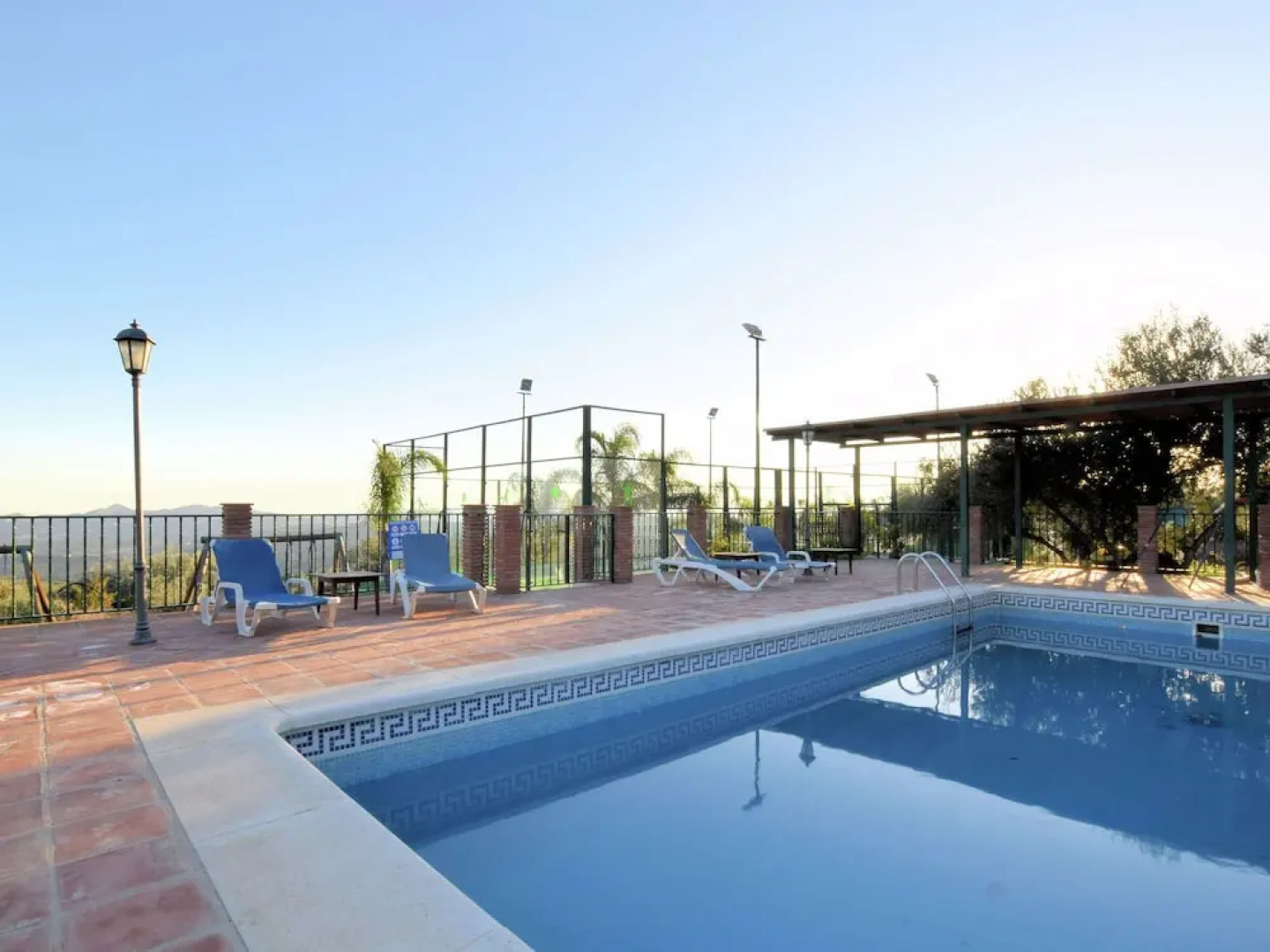Comfortable Cottage in Periana With Swimming Pool