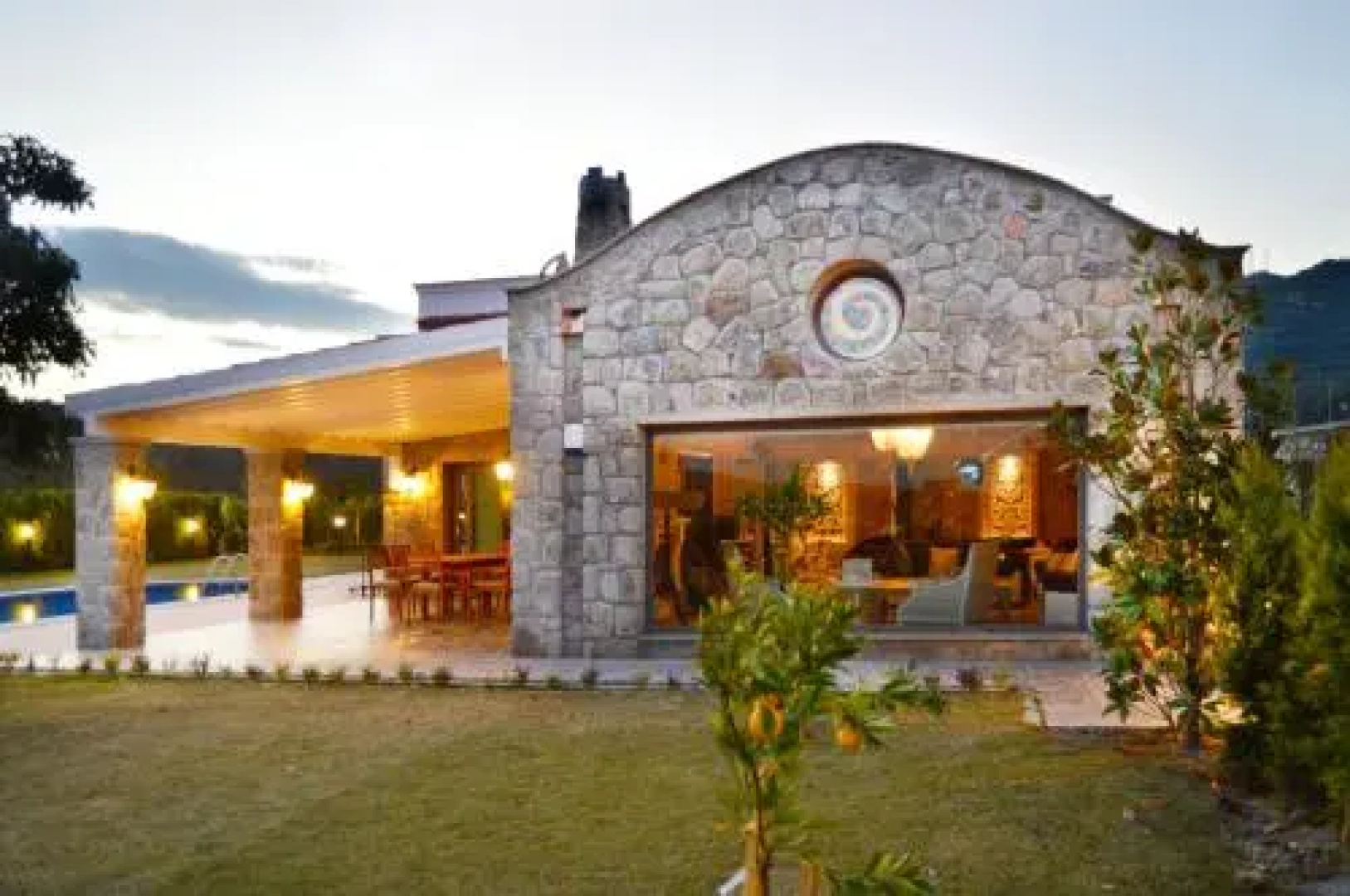 Important Group BD410 Luxury Villa in Ortakent