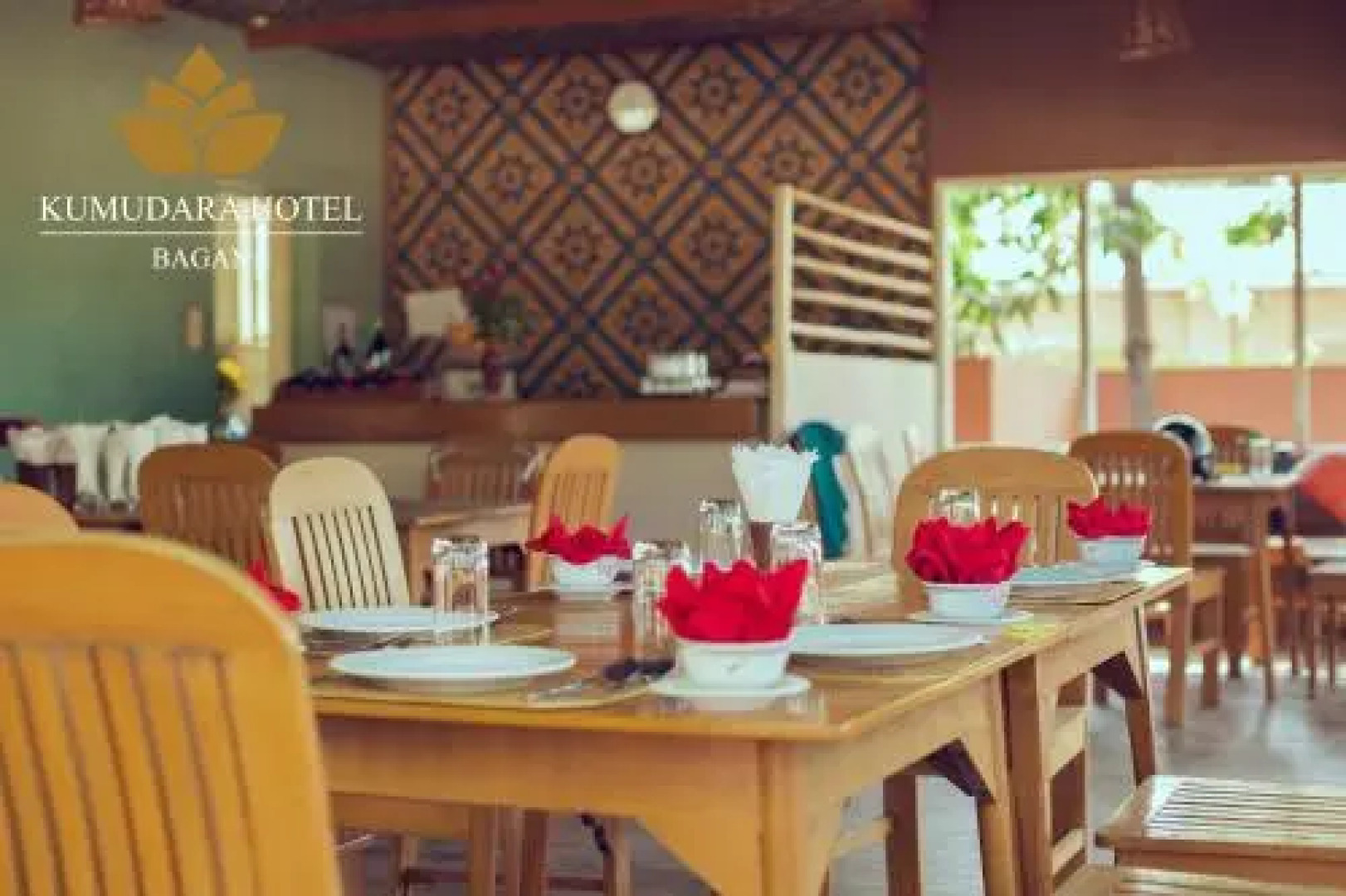 Kumudara Hotel Pagoda View