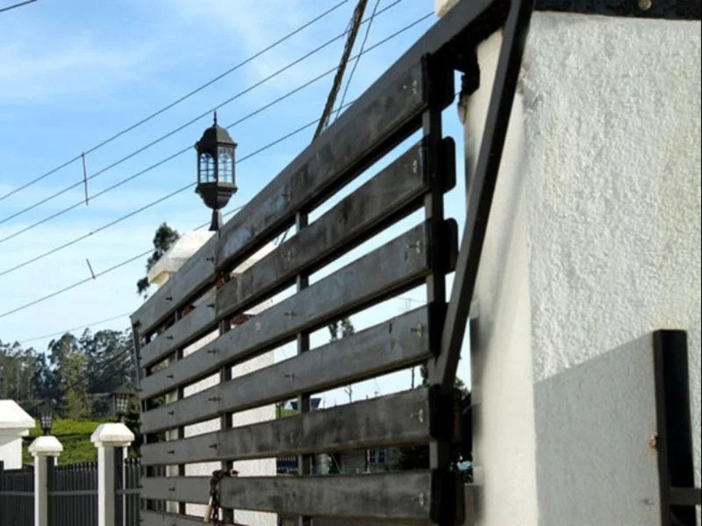 Riseans White Palace