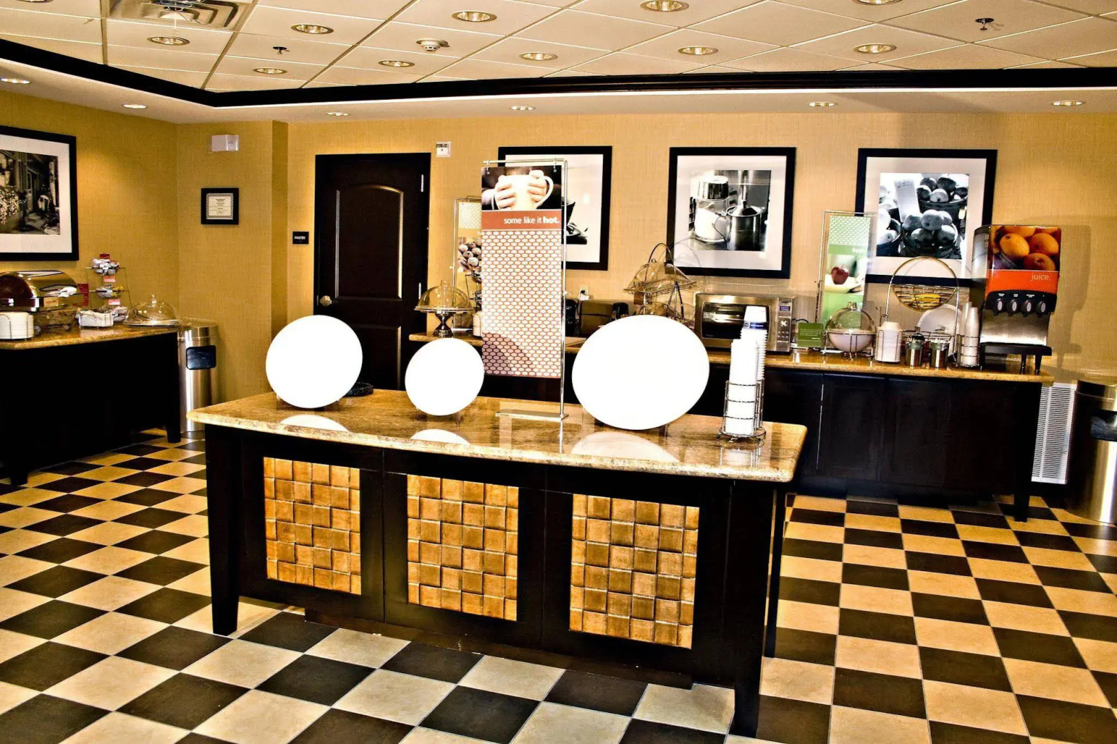 Hampton Inn & Suites Palestine