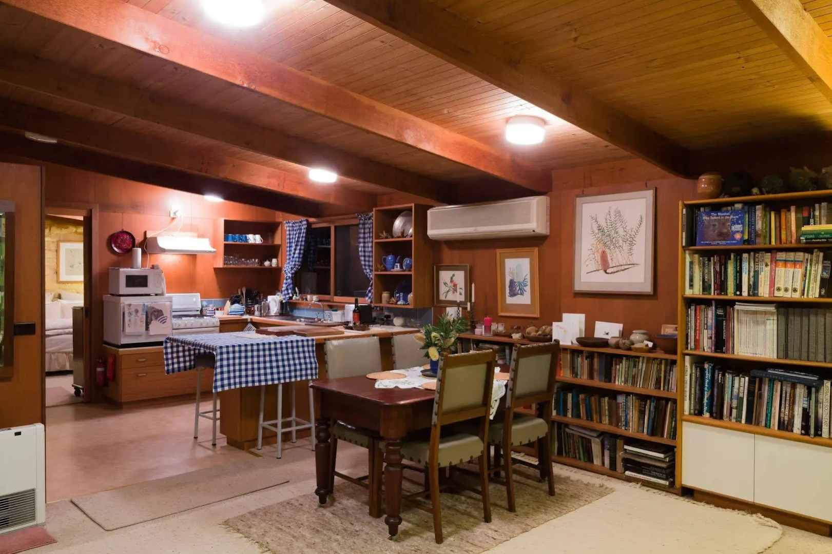 The Burrow At Wombat Bend