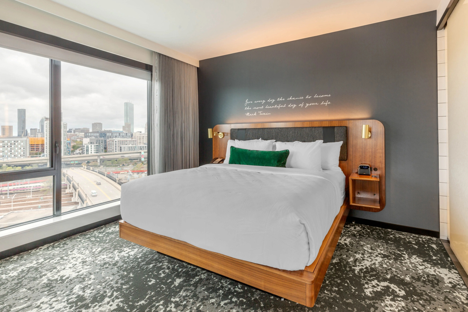 Cambria Hotel Boston Downtown - Seaport