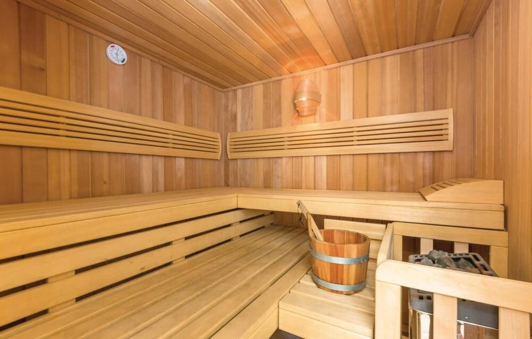 Amazing Home in Makarska with Hot Tub, Sauna & WiFi