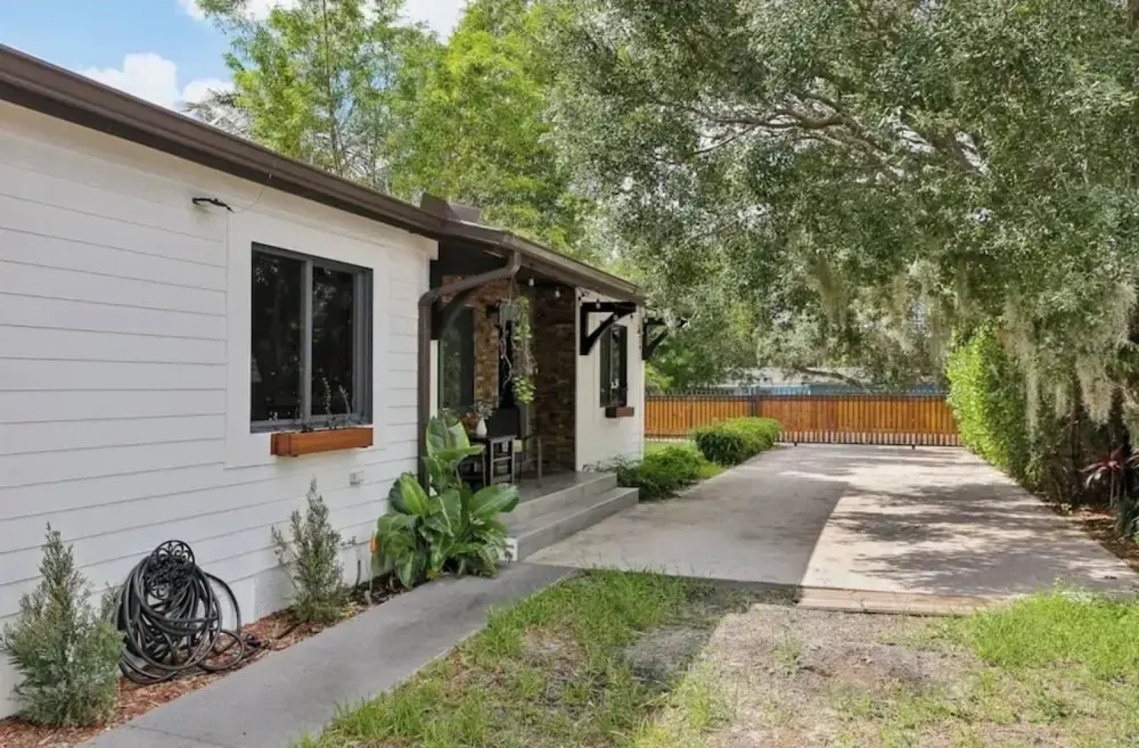 Tropical Miami Oasis