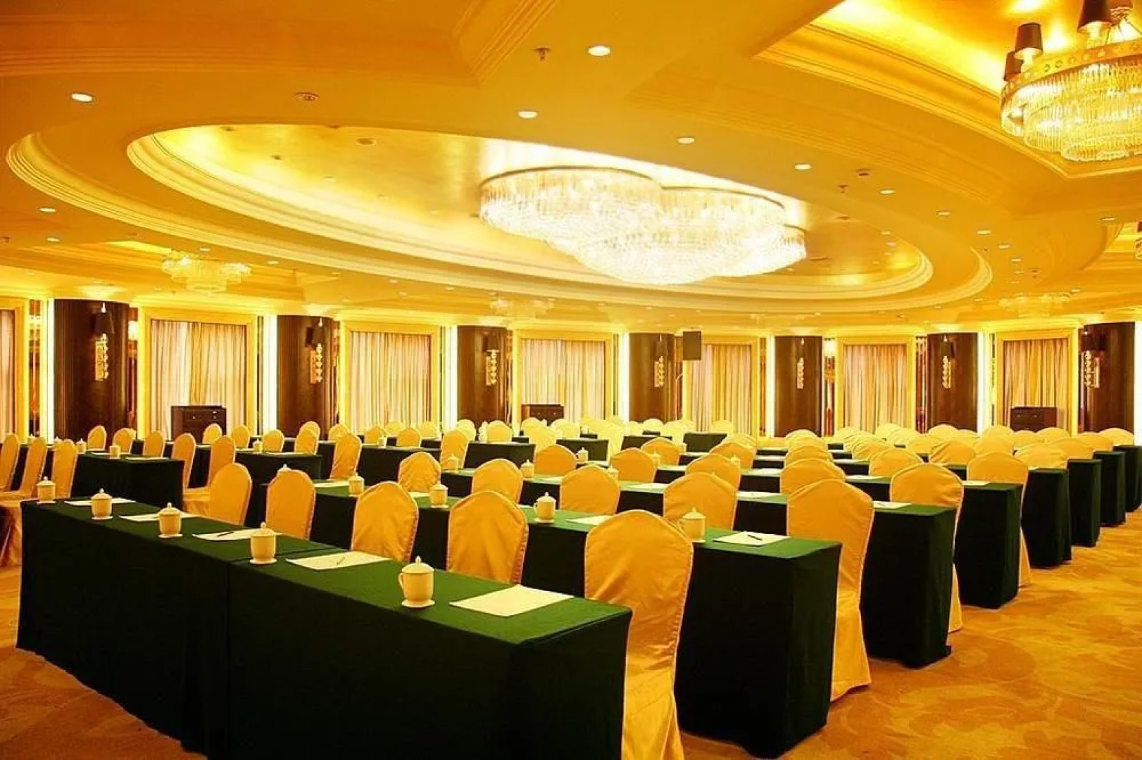 Chongqing Lafee Plaza Hotel