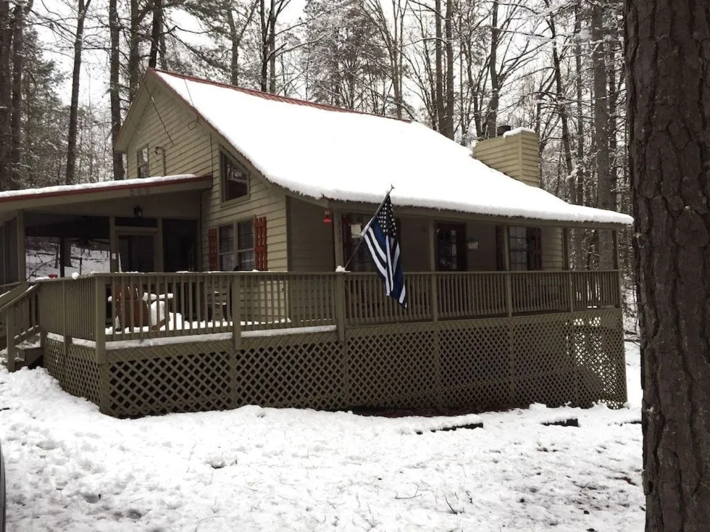 Bear Hug Lodge
