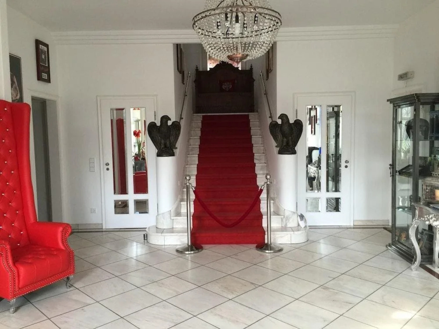 Bed & Breakfast Castle Hollywood