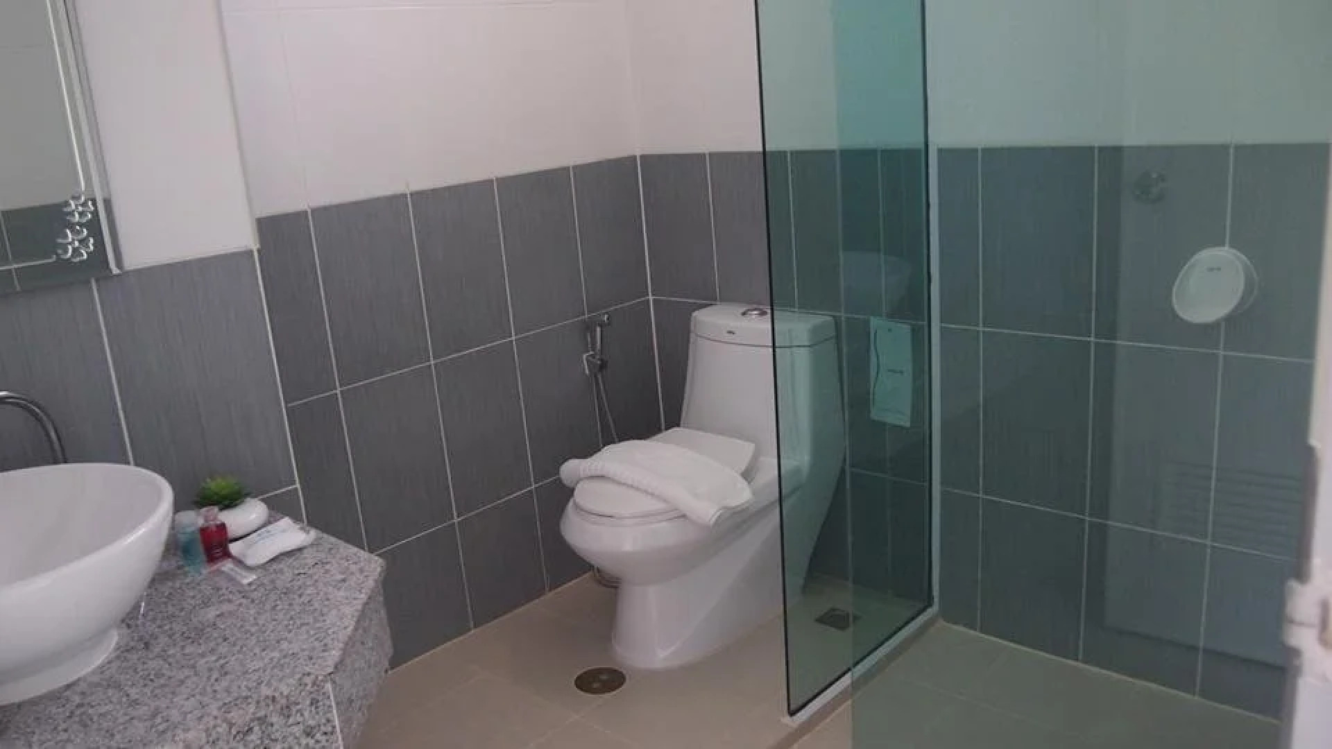 Deluxe Hotel Khon Kaen