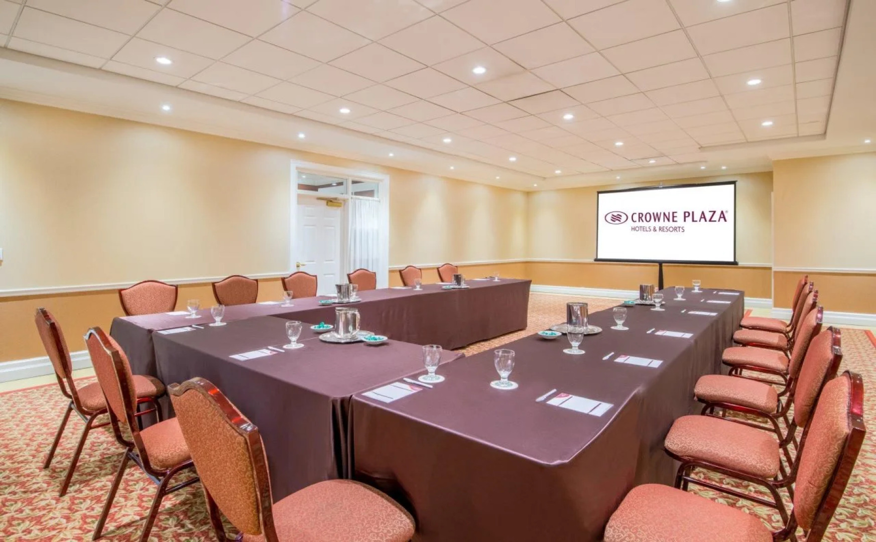 The Brock Niagara Falls Fallsview, Tapestry by Hilton