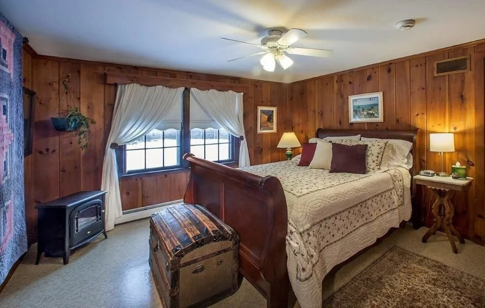 Lighthouse Inn Bed & Breakfast