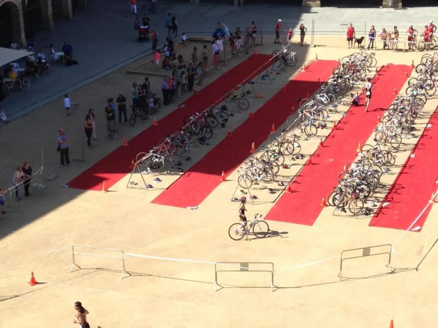 Apartaments Vicus 2 con vistas a la Plaza Mayor de Vic