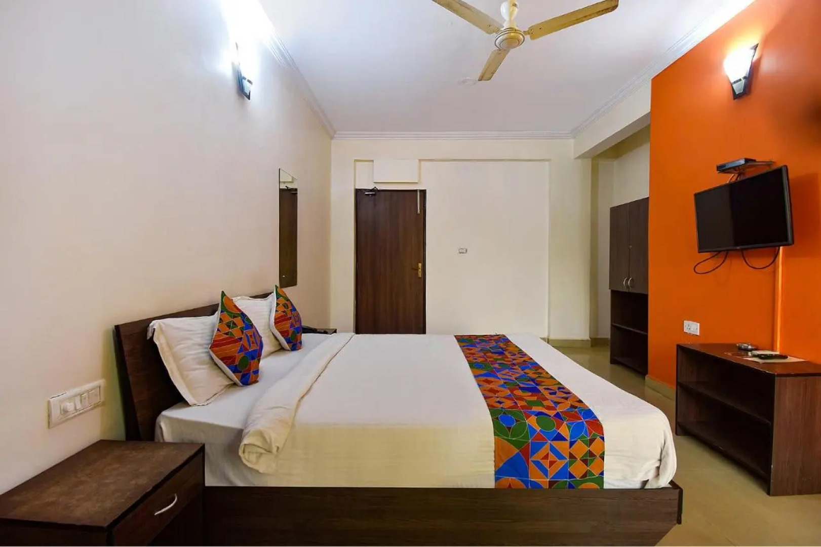 OYO 832 Shivam Resorts