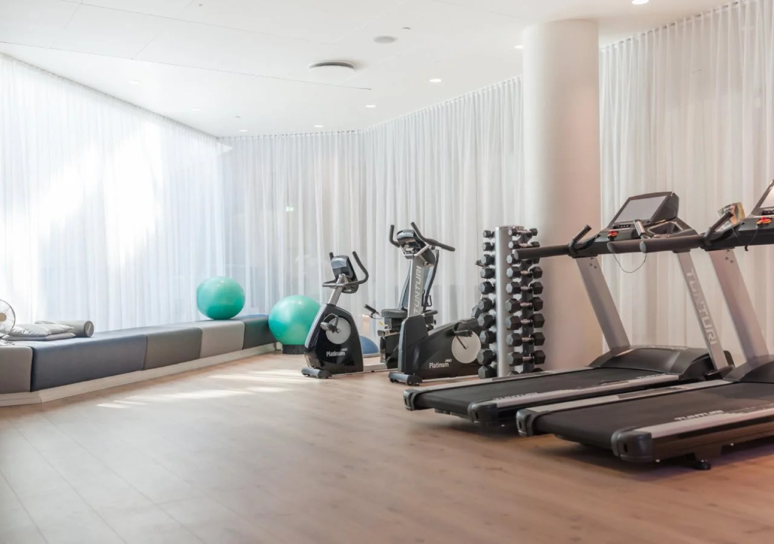 Hotel Ísland - Spa & Wellness Hotel