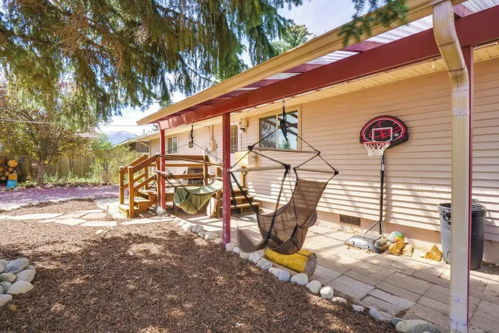 Private Yard, Walk to River: Buena Vista Retreat!