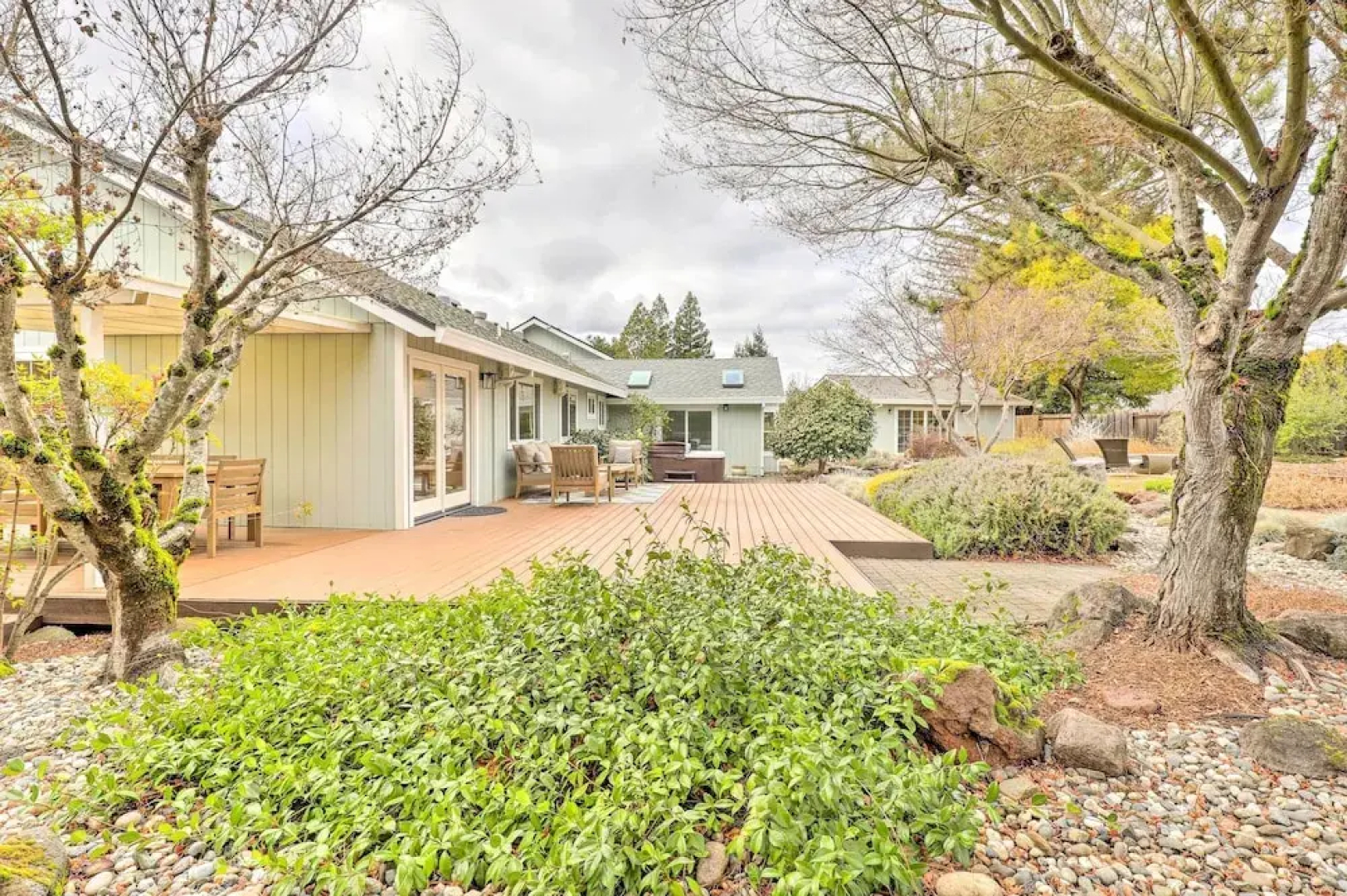 Peaceful Windsor Retreat w/ Private Hot Tub!