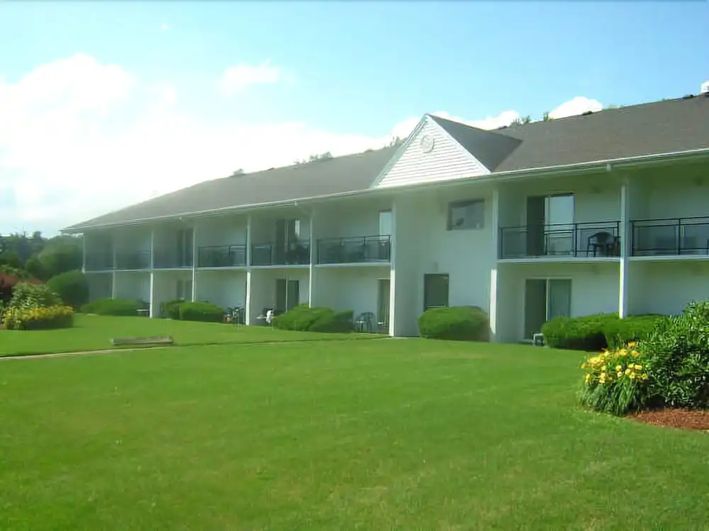 Classic Suites and Inn