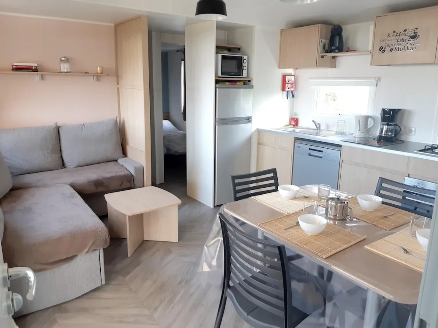 Property With 3 Bedrooms in Les Mathes, With Pool Access, Enclosed Gar