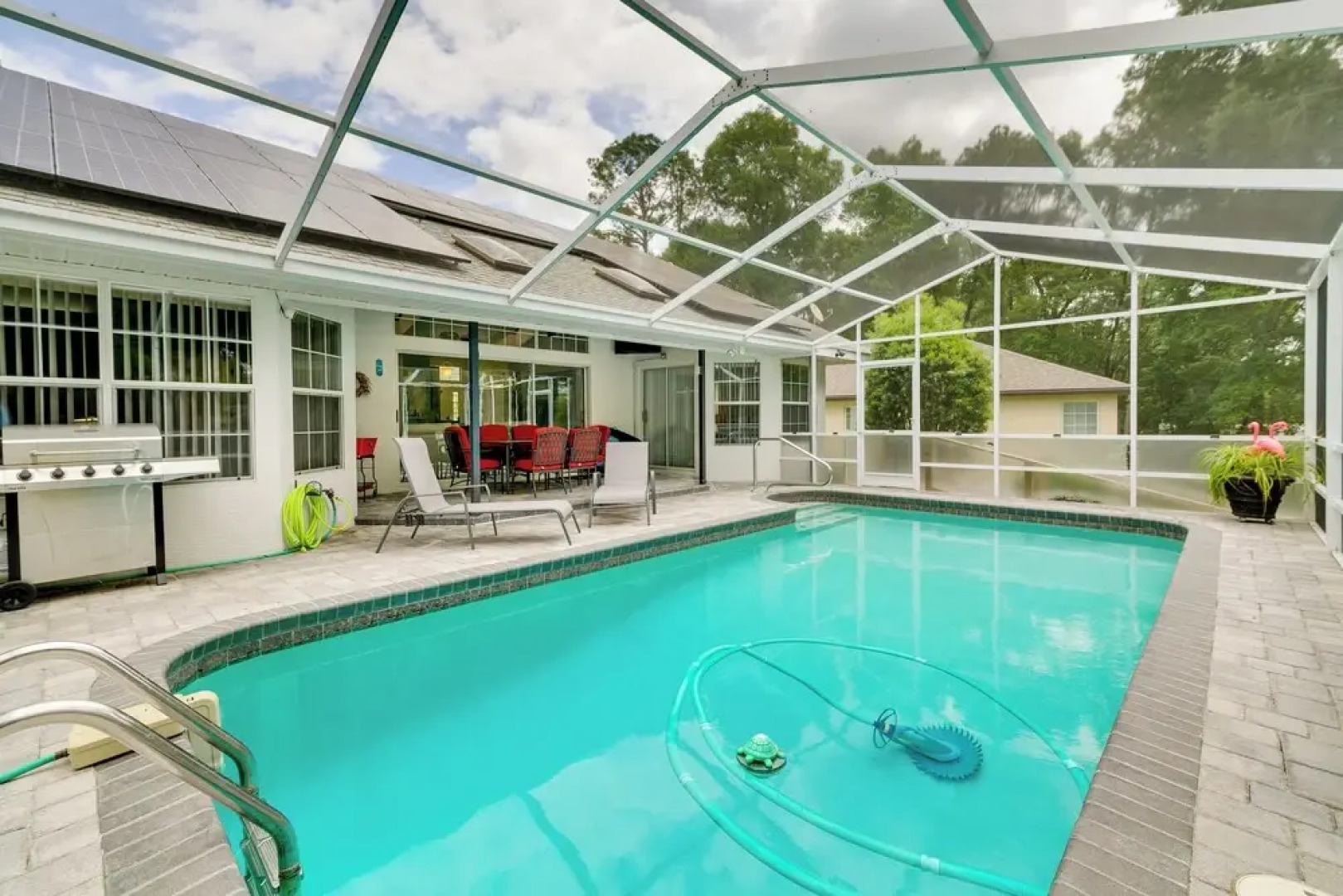 Lanai & Grill: Sunny Home Near Rainbow Springs!