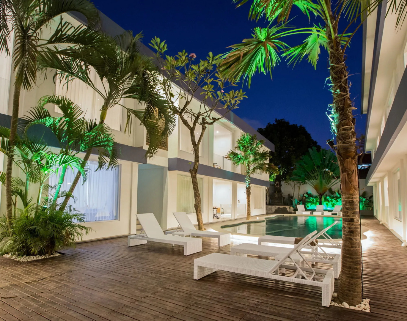 Coast Boutique Apartments