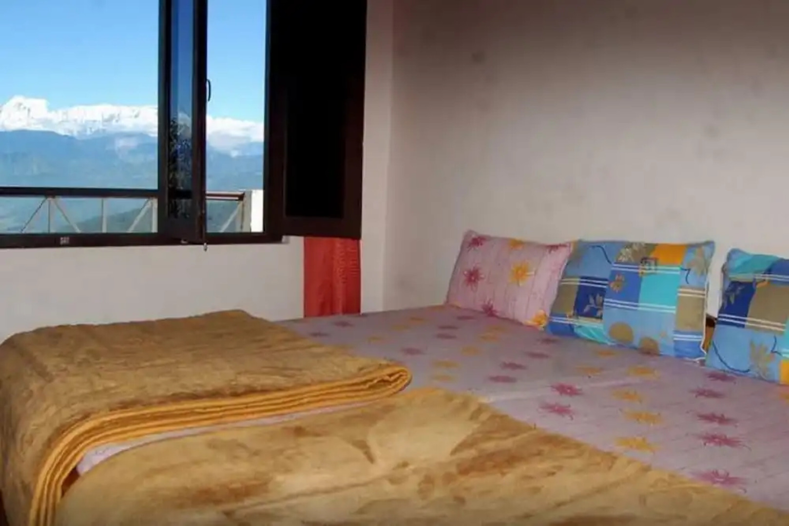 Snow View Guest House Kausani