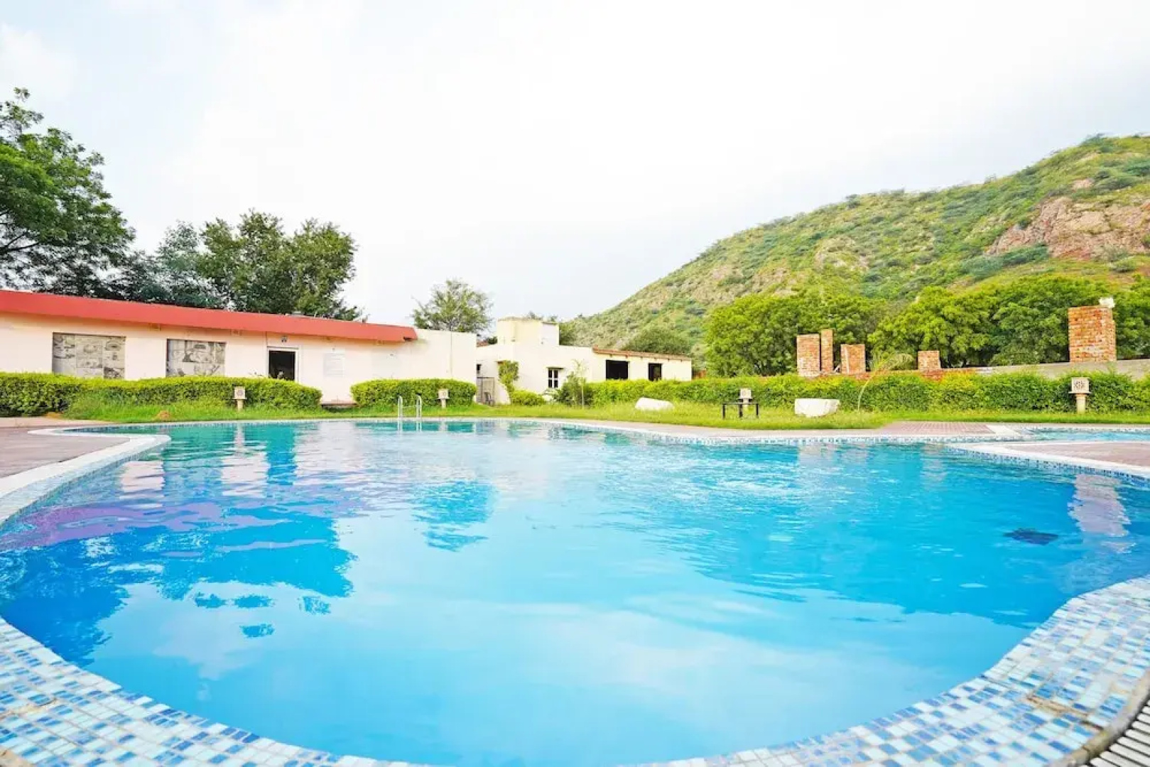Palette - Rajmahal Resort