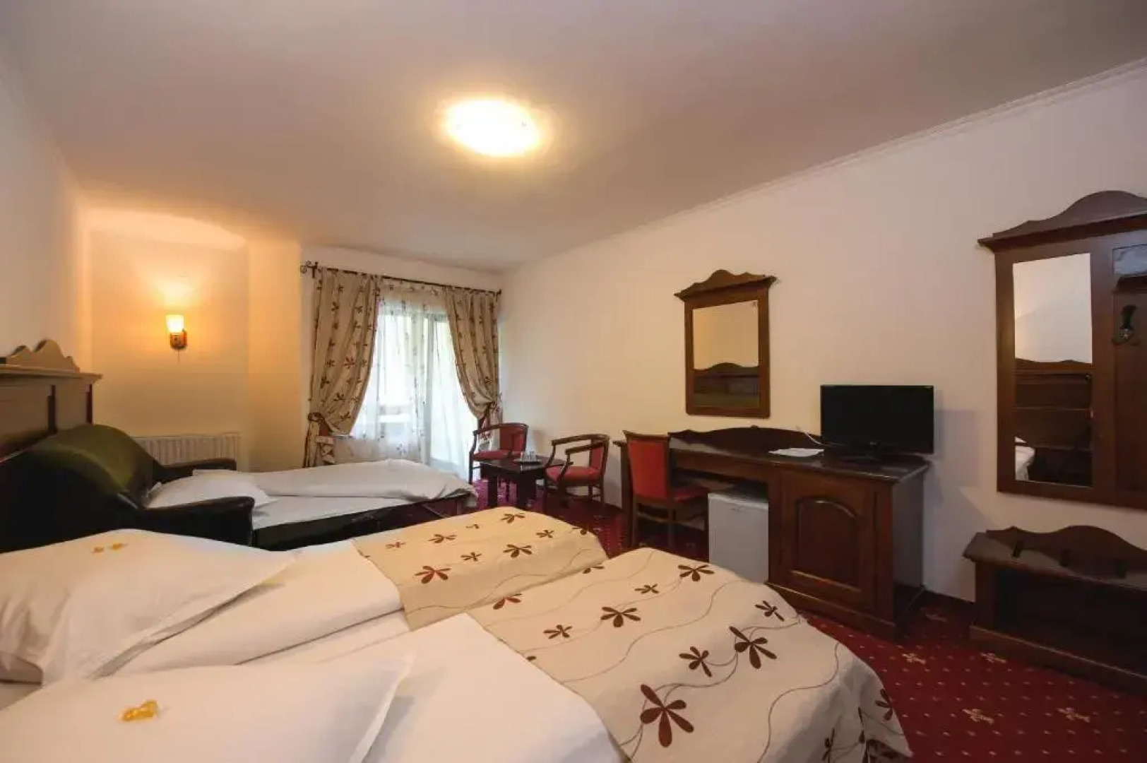 Complex Craiasa Muntilor Moieciu