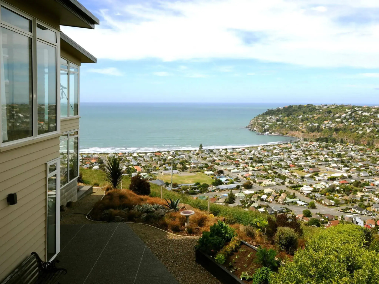 Sumner View Boutique Bed  Breakfast