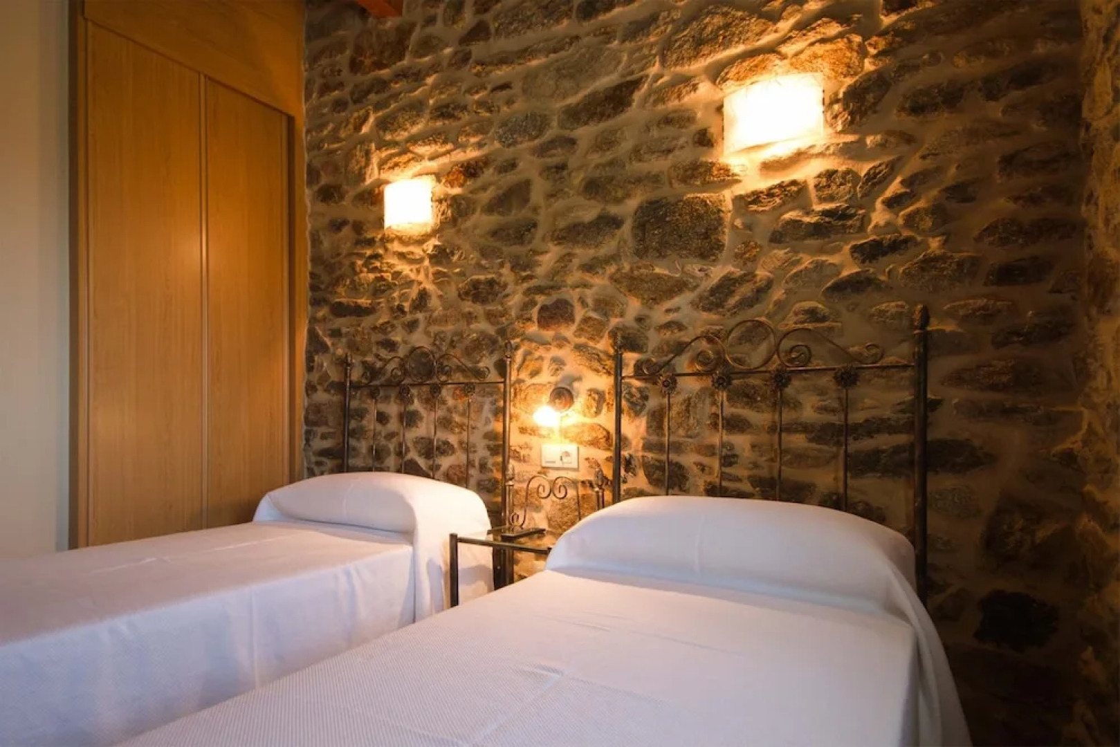 104225 -  House in Muxía