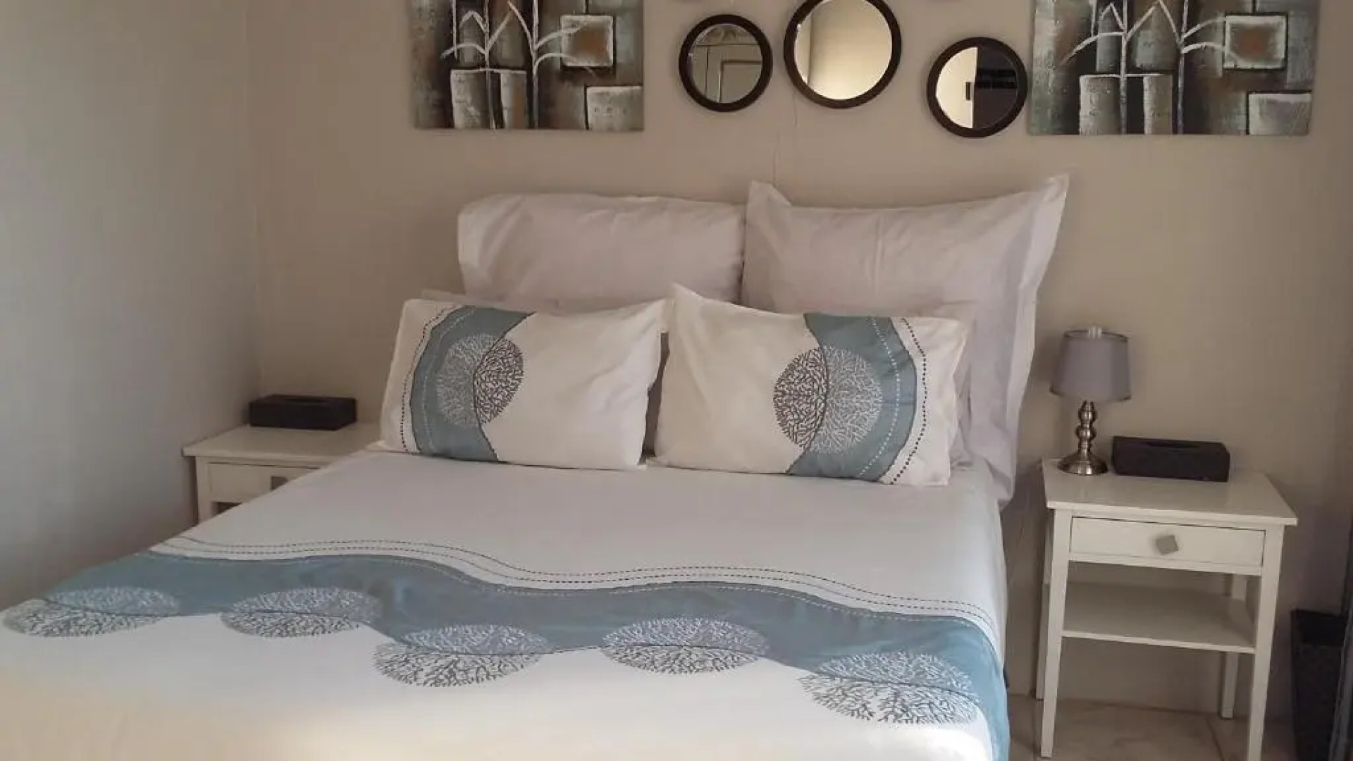 Vicky B Bed and Breakfast