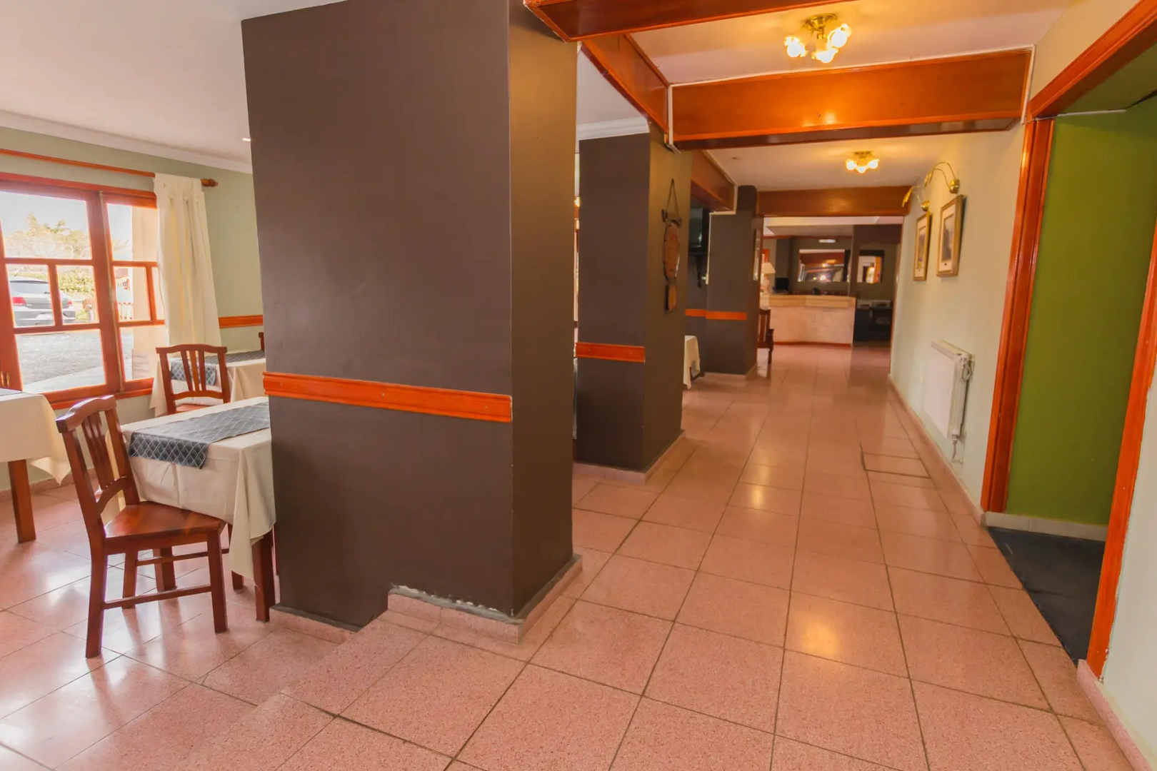 Check-in Hotel