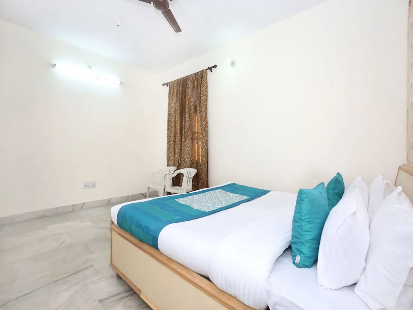 OYO 10310 Home 3BHK Shoghi