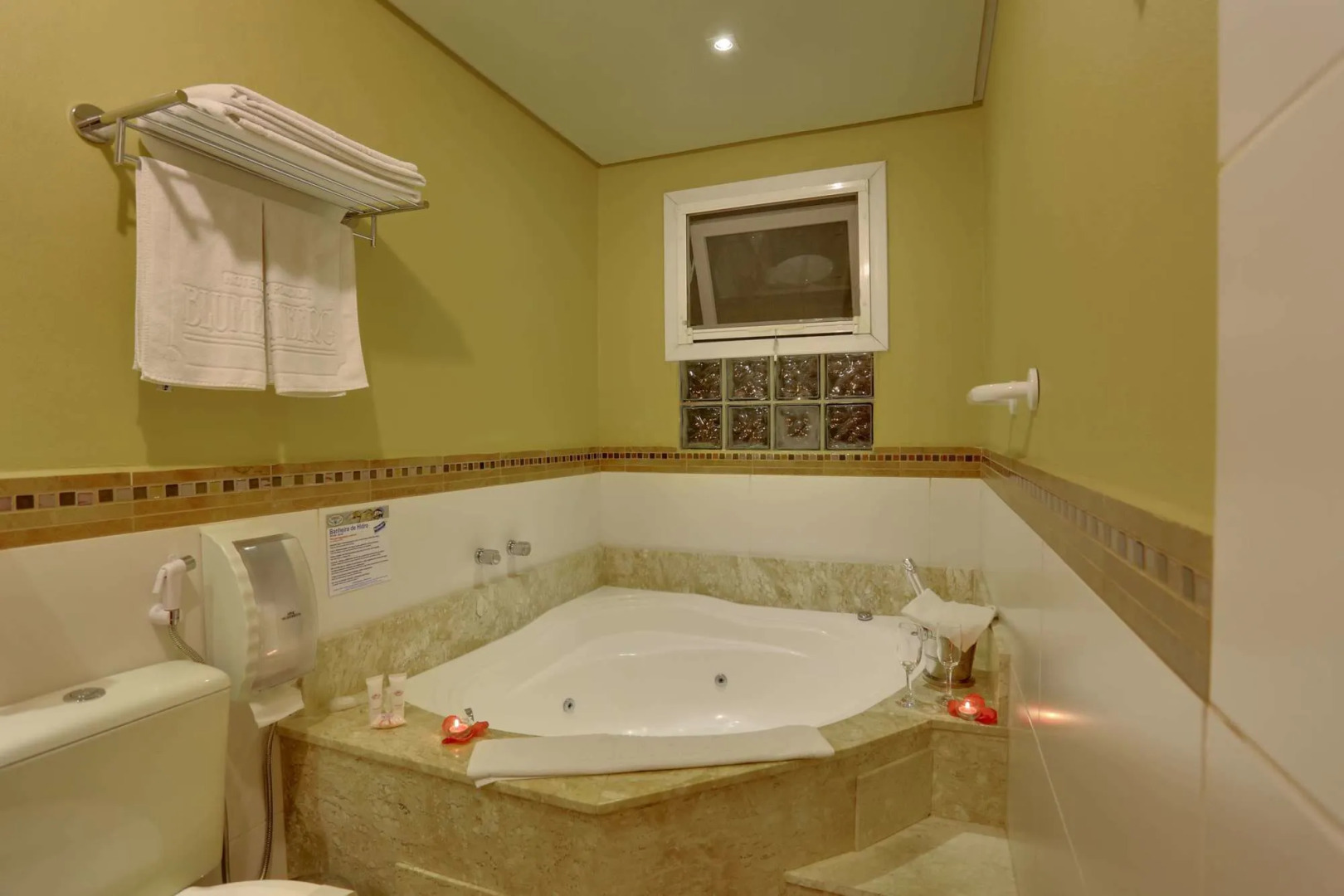 Blumen Hotel Boutique