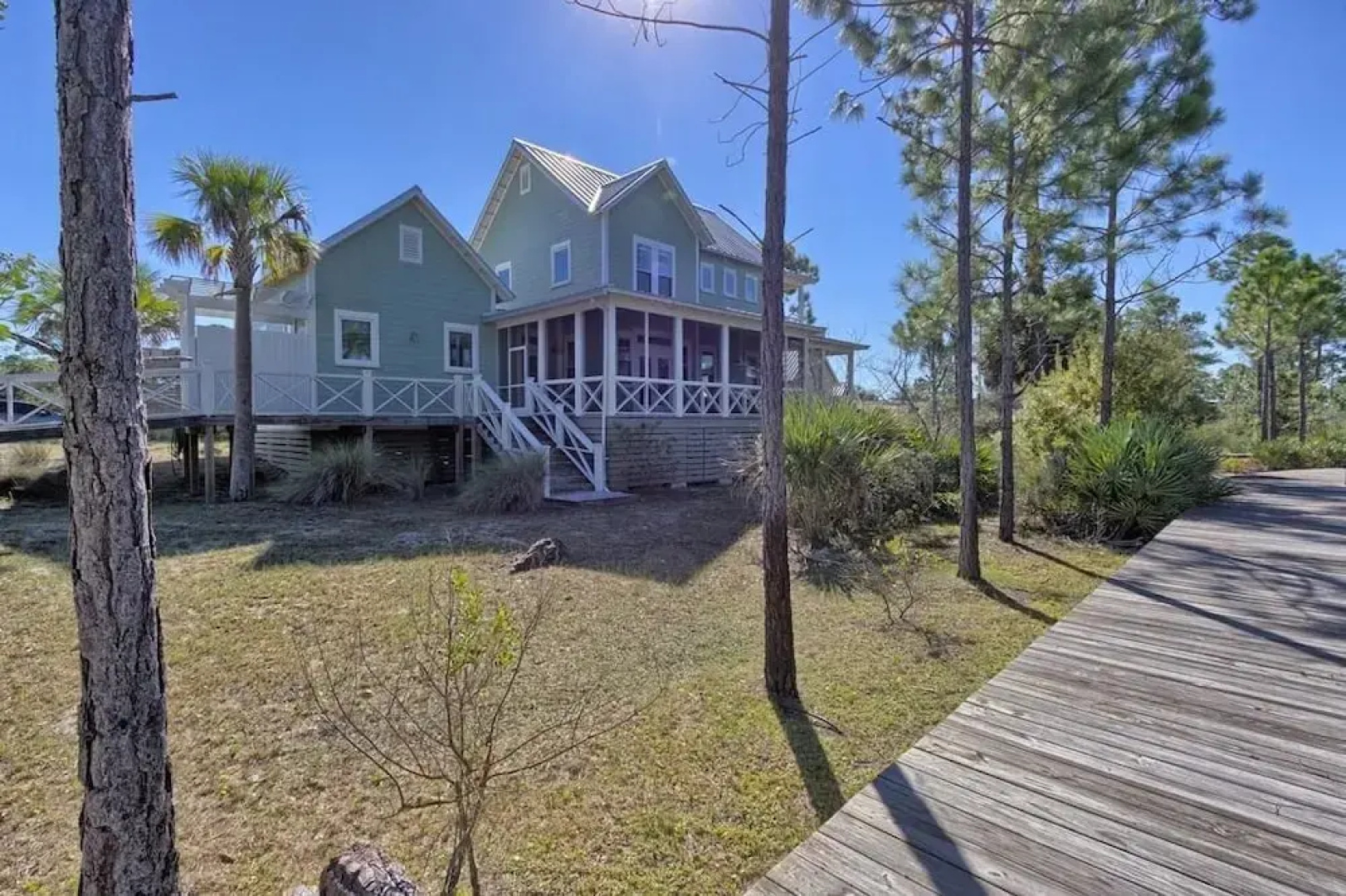 Holliday House