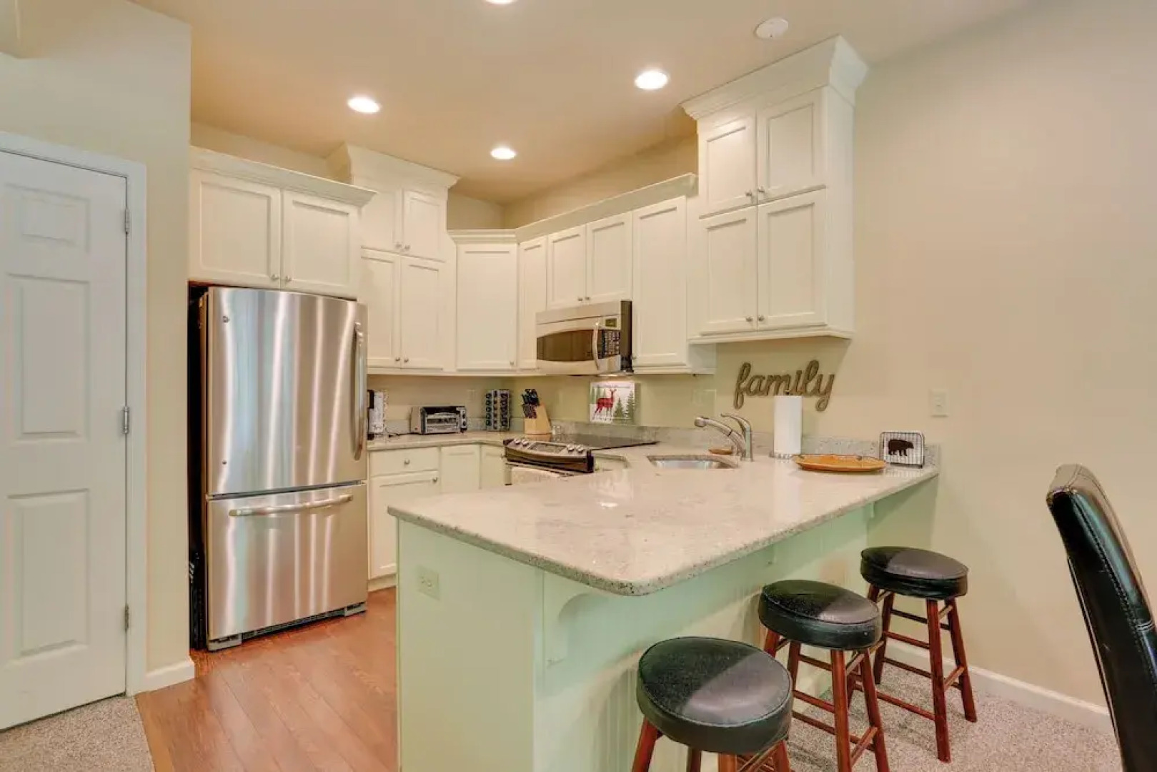 Half-mi to Big Boulder Lake: Townhome w/ Deck!