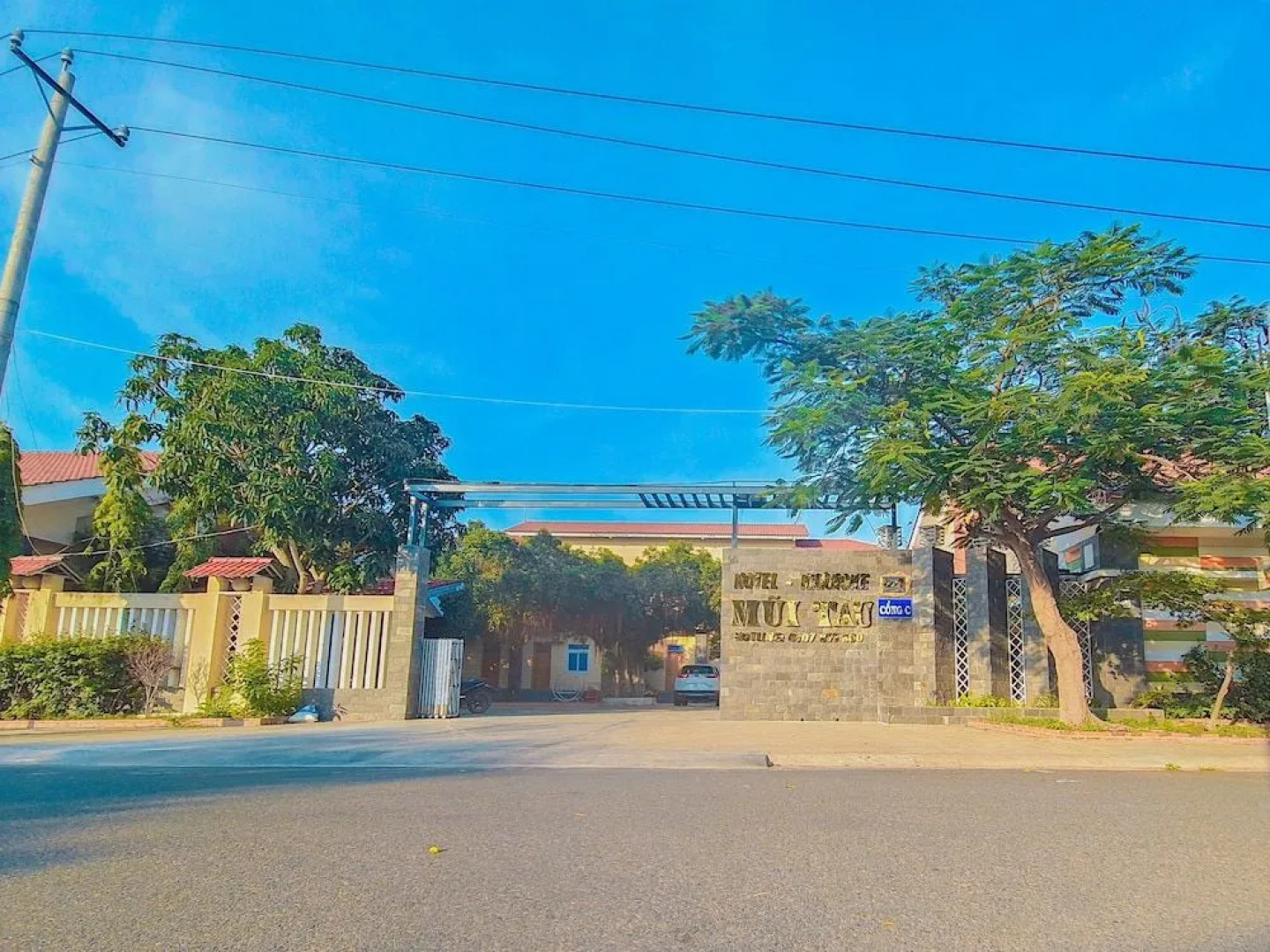 Mui Tau Hotel