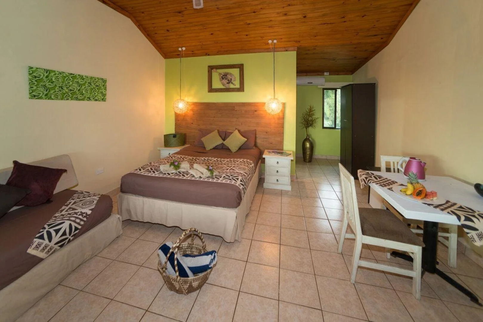 Waidroka Bay Resort
