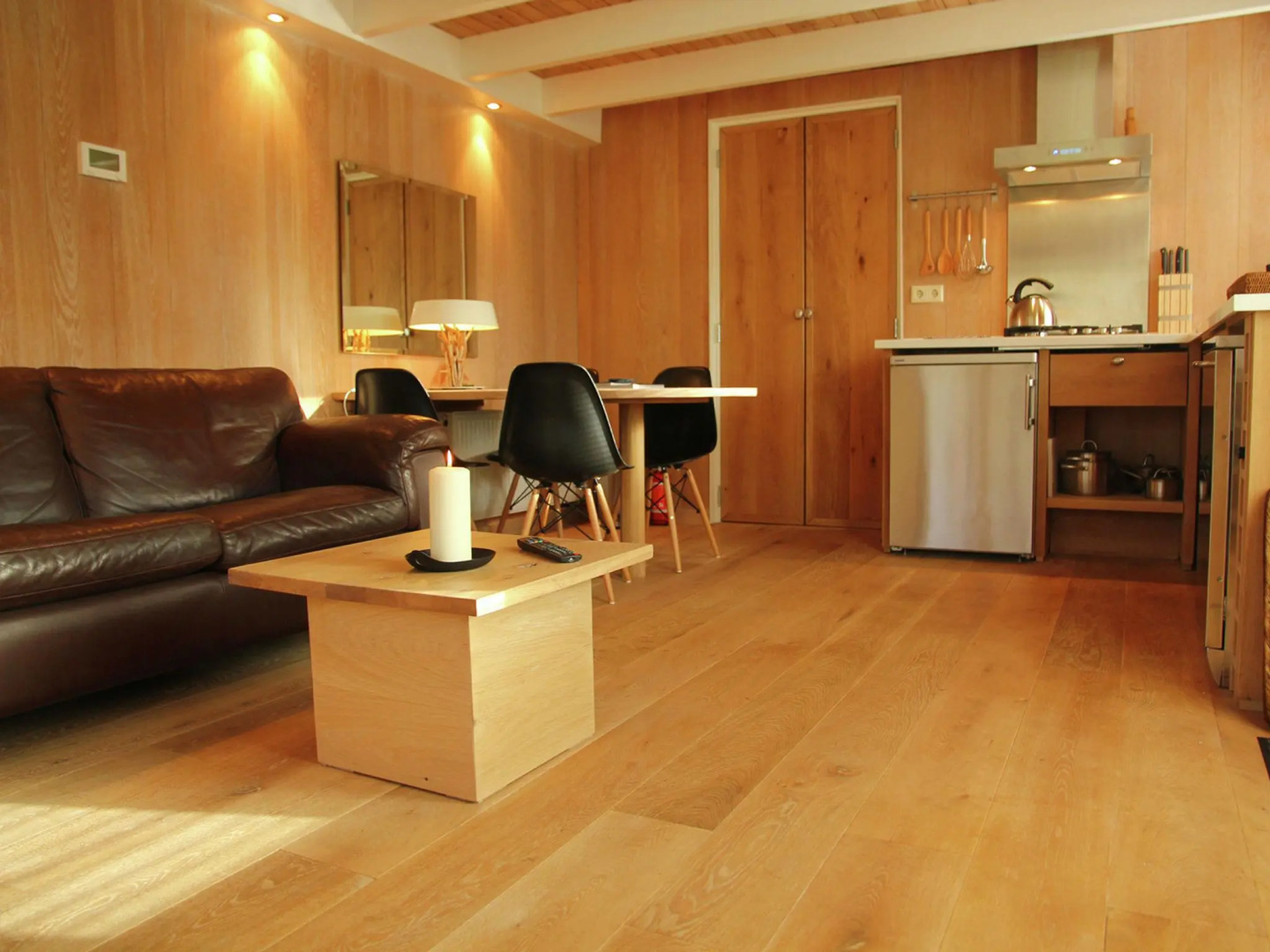 Holiday home for two people at a peaceful, central location in Heiloo near Egmond