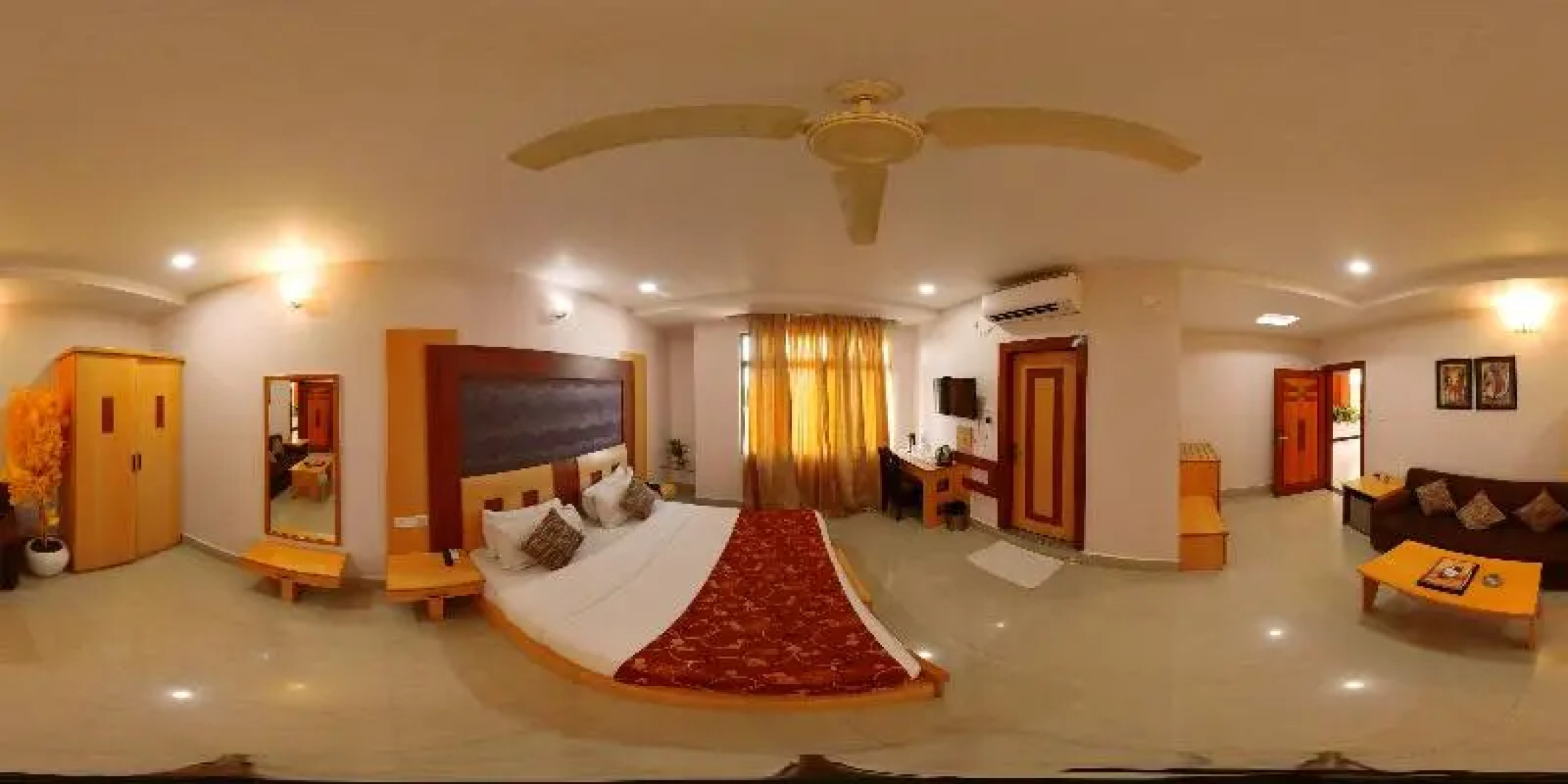 Hotel Royal Highness