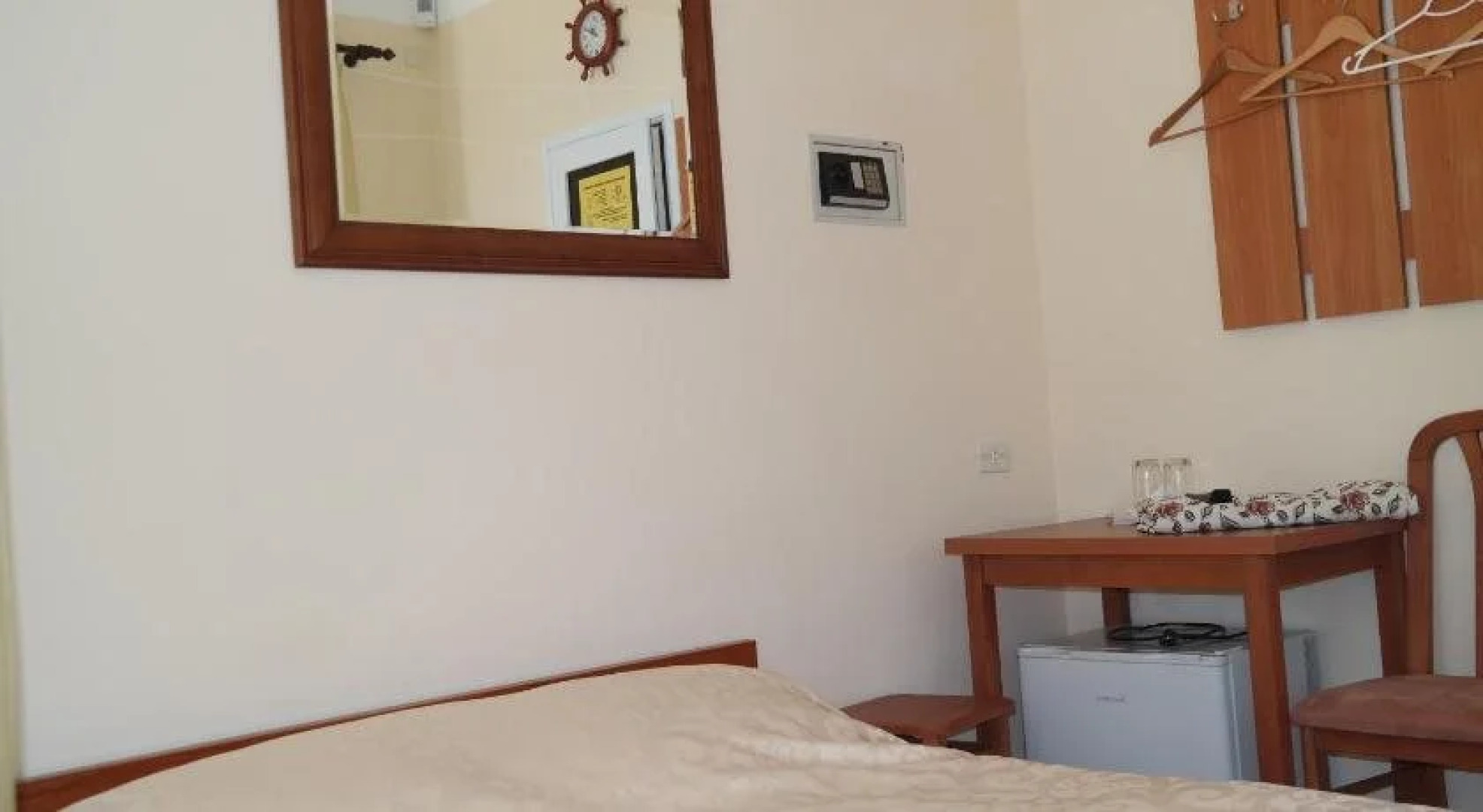 Гостинный Двор Черноморский 18