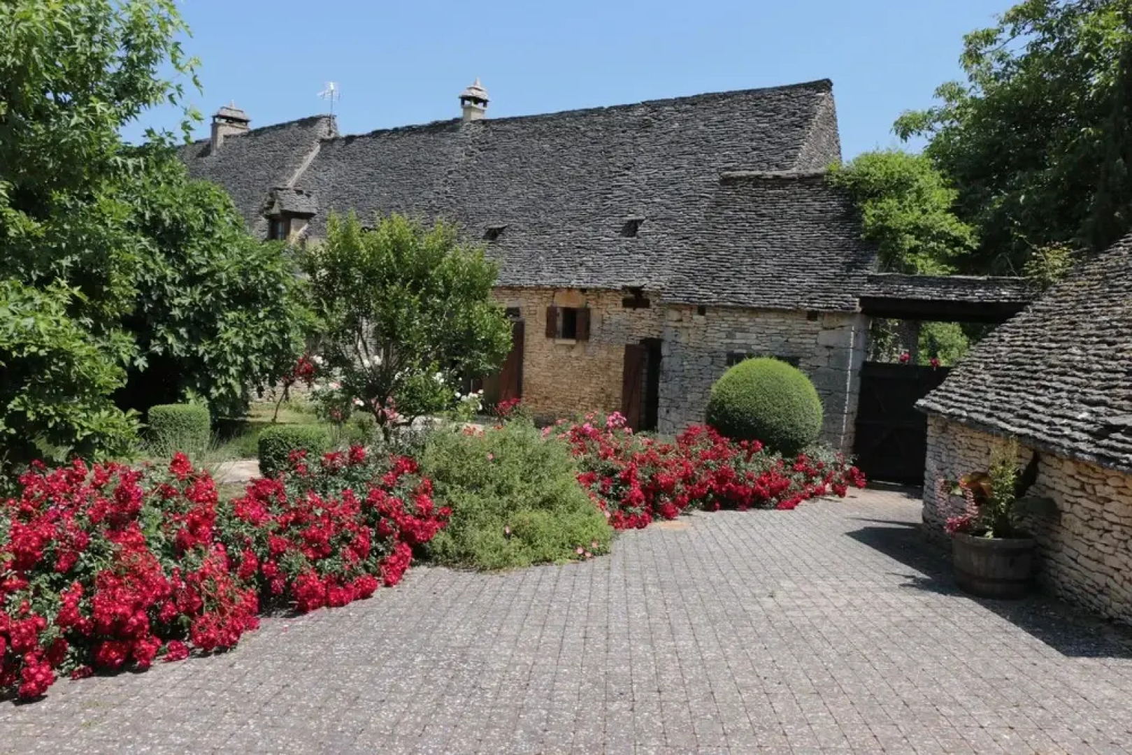 Villa With 4 Bedrooms in Saint-genies, With Private Pool, Furnished Garden and Wifi - 200 km From the Beach