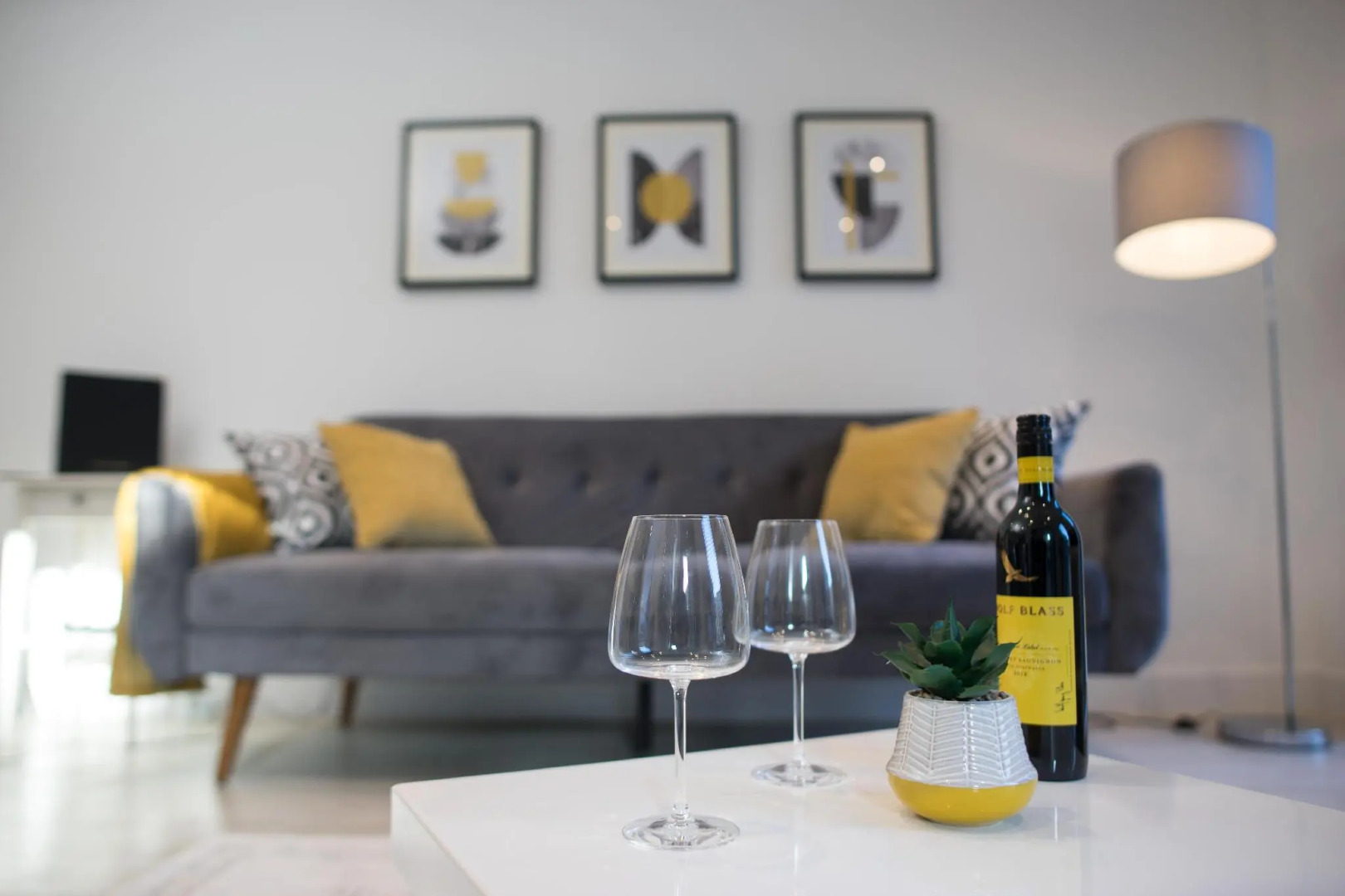 Luxury Cambridge City Apartment + FREE PARKING