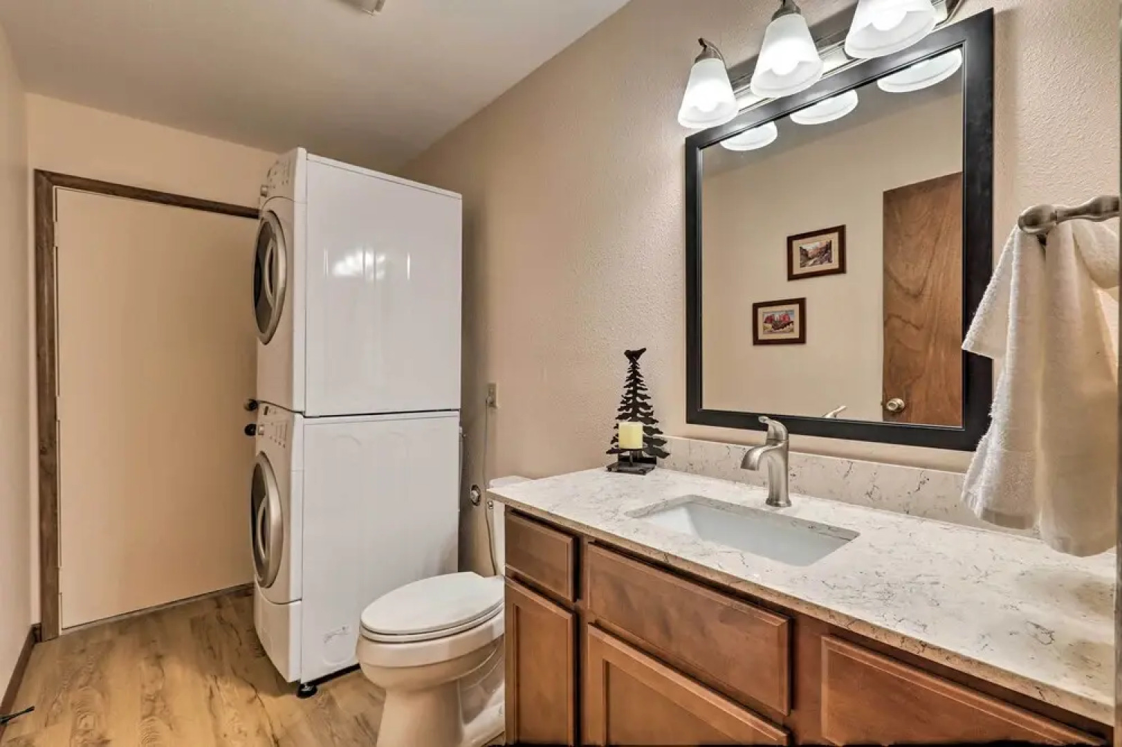 Munds Park Mountain Getaway: Hike, Golf & Unwind!